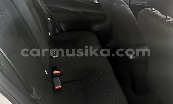 Nunua Ilio tumika Toyota Yaris Nyeupe Gari ndani ya Beitbridge nchini Matabeleland Kusini Nunua Ilio tumika Toyota Yaris Nyeupe Gari ndani ya Beitbridge nchini Matabeleland Kusini