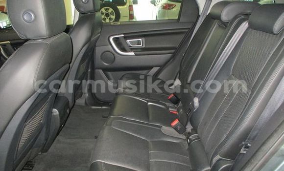 Acheter Occasion Voiture Land Rover Discovery Sport Beige à Beitbridge, Matabeleland South Acheter Occasion Voiture Land Rover Discovery Sport Beige à Beitbridge, Matabeleland South