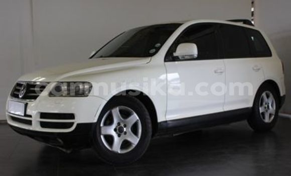 Acheter Occasion Voiture Volkswagen Touareg Blanc à Beitbridge, Matabeleland South Acheter Occasion Voiture Volkswagen Touareg Blanc à Beitbridge, Matabeleland South