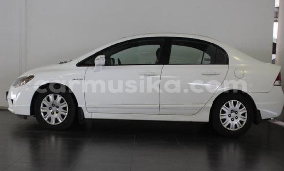 Acheter Occasion Voiture Honda Civic Blanc à Beitbridge, Matabeleland South Acheter Occasion Voiture Honda Civic Blanc à Beitbridge, Matabeleland South