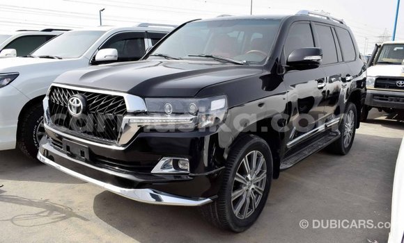 Acheter Import Voiture Toyota Land Cruiser Noir à Import - Dubai, Harare Acheter Import Voiture Toyota Land Cruiser Noir à Import - Dubai, Harare