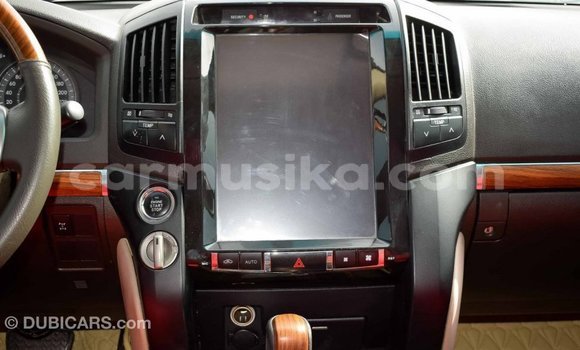 Acheter Import Voiture Toyota Land Cruiser Noir à Import - Dubai, Harare Acheter Import Voiture Toyota Land Cruiser Noir à Import - Dubai, Harare