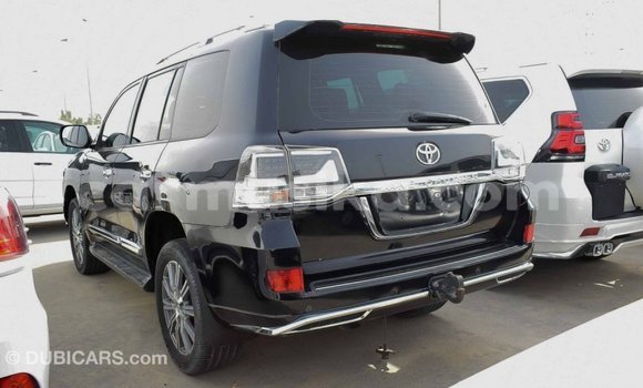 Acheter Import Voiture Toyota Land Cruiser Noir à Import - Dubai, Harare Acheter Import Voiture Toyota Land Cruiser Noir à Import - Dubai, Harare