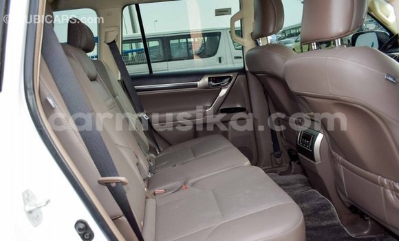 Tenga Imported Lexus GX Chena Mota in Import - Dubai in Harare Tenga Imported Lexus GX Chena Mota in Import - Dubai in Harare