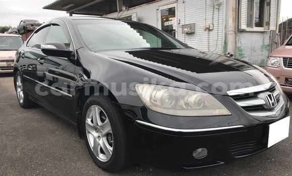 Nunua Ilio tumika Honda Legend Nyeusi Gari ndani ya Beitbridge nchini Matabeleland Kusini Nunua Ilio tumika Honda Legend Nyeusi Gari ndani ya Beitbridge nchini Matabeleland Kusini