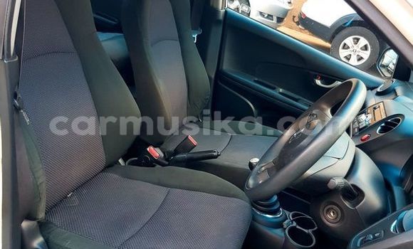 Acheter Occasion Voiture Honda Brio Blanc à Beitbridge, Matabeleland South Acheter Occasion Voiture Honda Brio Blanc à Beitbridge, Matabeleland South