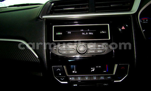 Acheter Occasion Voiture Honda Brio Blanc à Beitbridge, Matabeleland South Acheter Occasion Voiture Honda Brio Blanc à Beitbridge, Matabeleland South