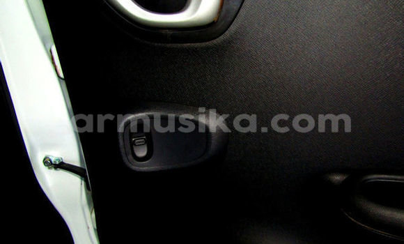 Acheter Occasion Voiture Honda Brio Blanc à Beitbridge, Matabeleland South Acheter Occasion Voiture Honda Brio Blanc à Beitbridge, Matabeleland South