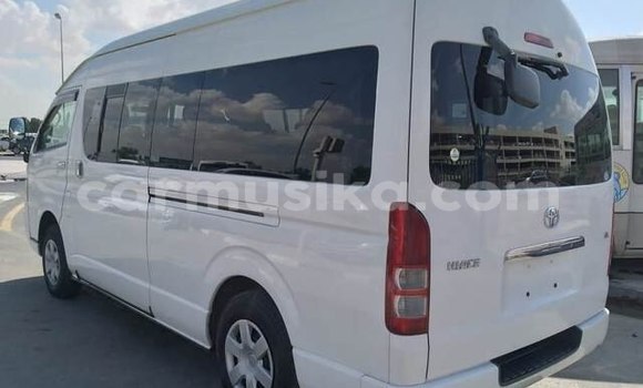 Nunua Ilio tumika Toyota Hiace Nyeupe Gari ndani ya Beitbridge nchini Matabeleland Kusini