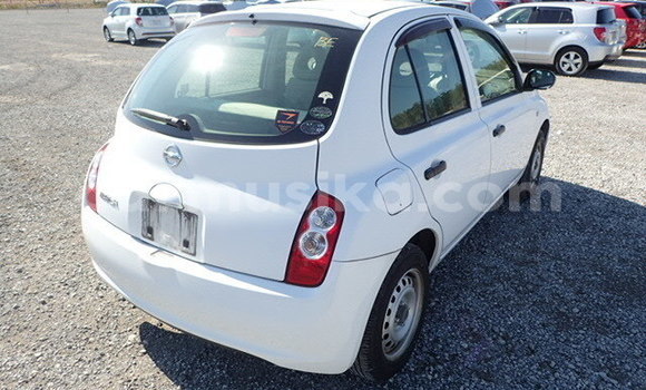 Buy Used Nissan Micra White Car in Beitbridge in Matabeleland South Buy Used Nissan Micra White Car in Beitbridge in Matabeleland South