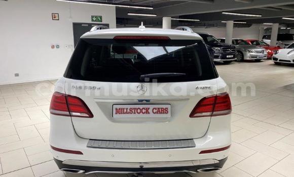 Buy Used Mercedes‒Benz AMG GLE White Car in Beitbridge in Matabeleland South Buy Used Mercedes‒Benz AMG GLE White Car in Beitbridge in Matabeleland South