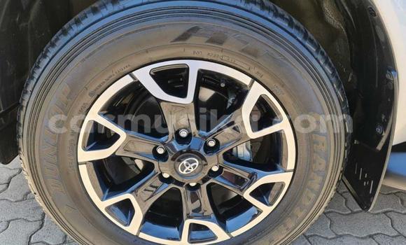 Acheter Occasion Voiture Toyota Hilux Gris à Beitbridge, Matabeleland South Acheter Occasion Voiture Toyota Hilux Gris à Beitbridge, Matabeleland South