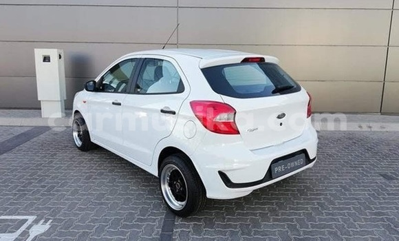 Buy Used Ford Fiesta White Car in Beitbridge in Matabeleland South Buy Used Ford Fiesta White Car in Beitbridge in Matabeleland South