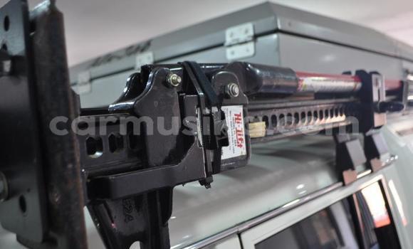 Nunua Ilio tumika Toyota Land Cruiser Nyeupe Gari ndani ya Beitbridge nchini Matabeleland Kusini Nunua Ilio tumika Toyota Land Cruiser Nyeupe Gari ndani ya Beitbridge nchini Matabeleland Kusini