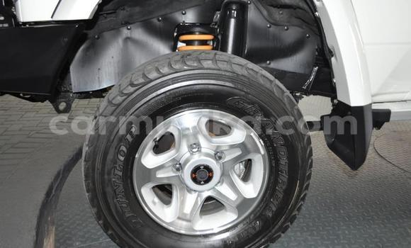 Nunua Ilio tumika Toyota Land Cruiser Nyeupe Gari ndani ya Beitbridge nchini Matabeleland Kusini Nunua Ilio tumika Toyota Land Cruiser Nyeupe Gari ndani ya Beitbridge nchini Matabeleland Kusini