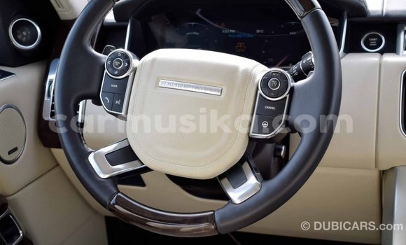 Acheter Import Voiture Land Rover Range Rover Blanc à Import - Dubai, Harare Acheter Import Voiture Land Rover Range Rover Blanc à Import - Dubai, Harare