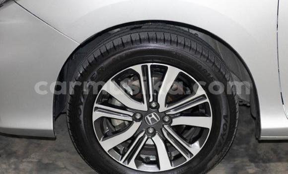 Acheter Occasion Voiture Honda Ballade Gris à Beitbridge, Matabeleland South Acheter Occasion Voiture Honda Ballade Gris à Beitbridge, Matabeleland South