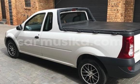 Nunua Ilio tumika Nissan NP 300 Nyeupe Gari ndani ya Beitbridge nchini Matabeleland Kusini Nunua Ilio tumika Nissan NP 300 Nyeupe Gari ndani ya Beitbridge nchini Matabeleland Kusini