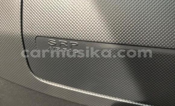 Nunua Ilio tumika Nissan NP 300 Nyeupe Gari ndani ya Beitbridge nchini Matabeleland Kusini Nunua Ilio tumika Nissan NP 300 Nyeupe Gari ndani ya Beitbridge nchini Matabeleland Kusini