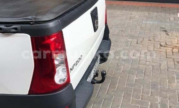 Nunua Ilio tumika Nissan NP 300 Nyeupe Gari ndani ya Beitbridge nchini Matabeleland Kusini Nunua Ilio tumika Nissan NP 300 Nyeupe Gari ndani ya Beitbridge nchini Matabeleland Kusini