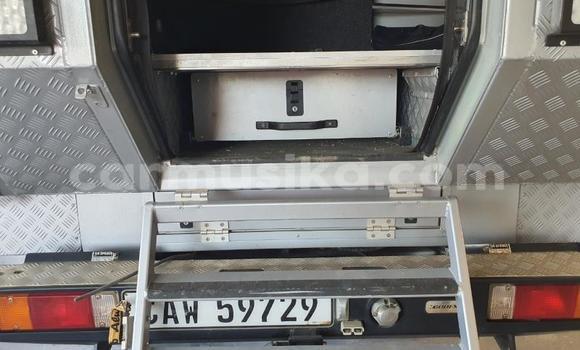 Nunua Ilio tumika Toyota Land Cruiser Nyeupe Gari ndani ya Beitbridge nchini Matabeleland Kusini Nunua Ilio tumika Toyota Land Cruiser Nyeupe Gari ndani ya Beitbridge nchini Matabeleland Kusini