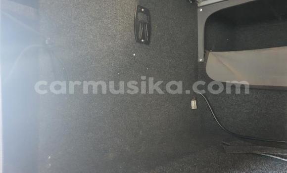 Nunua Ilio tumika Toyota Land Cruiser Nyeupe Gari ndani ya Beitbridge nchini Matabeleland Kusini Nunua Ilio tumika Toyota Land Cruiser Nyeupe Gari ndani ya Beitbridge nchini Matabeleland Kusini