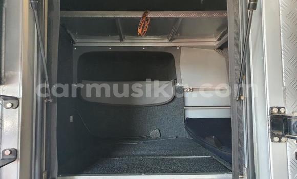 Nunua Ilio tumika Toyota Land Cruiser Nyeupe Gari ndani ya Beitbridge nchini Matabeleland Kusini Nunua Ilio tumika Toyota Land Cruiser Nyeupe Gari ndani ya Beitbridge nchini Matabeleland Kusini