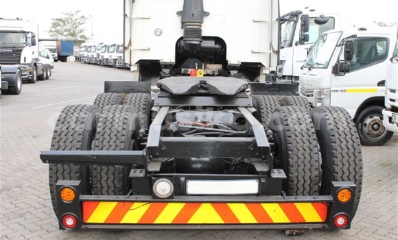 Acheter Occasion Utilitaire Caterpillar 120 Blanc à Harare, Harare Acheter Occasion Utilitaire Caterpillar 120 Blanc à Harare, Harare