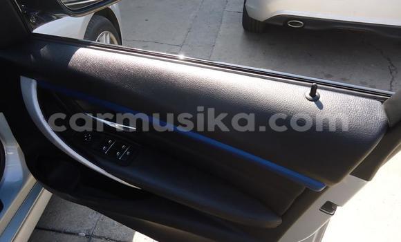 Tenga Tsaru BMW 3–Series Sirivha Mota in Beitbridge in Matabeleland South Tenga Tsaru BMW 3–Series Sirivha Mota in Beitbridge in Matabeleland South