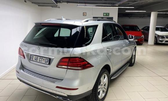 Acheter Occasion Voiture Mercedes‒Benz GLE Gris à Beitbridge, Matabeleland South Acheter Occasion Voiture Mercedes‒Benz GLE Gris à Beitbridge, Matabeleland South
