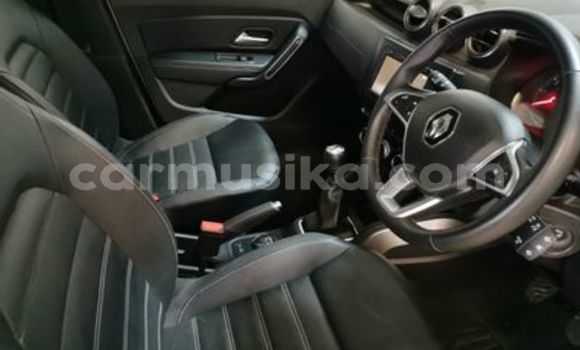 Nunua Ilio tumika Renault Duster Nyeupe Gari ndani ya Beitbridge nchini Matabeleland Kusini Nunua Ilio tumika Renault Duster Nyeupe Gari ndani ya Beitbridge nchini Matabeleland Kusini