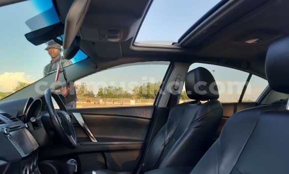 Tenga Tsaru Mazda Mazda 3 Chena Mota in Beitbridge in Matabeleland South Tenga Tsaru Mazda Mazda 3 Chena Mota in Beitbridge in Matabeleland South