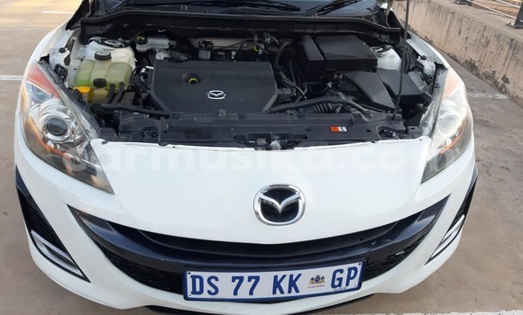 Tenga Tsaru Mazda Mazda 3 Chena Mota in Beitbridge in Matabeleland South Tenga Tsaru Mazda Mazda 3 Chena Mota in Beitbridge in Matabeleland South