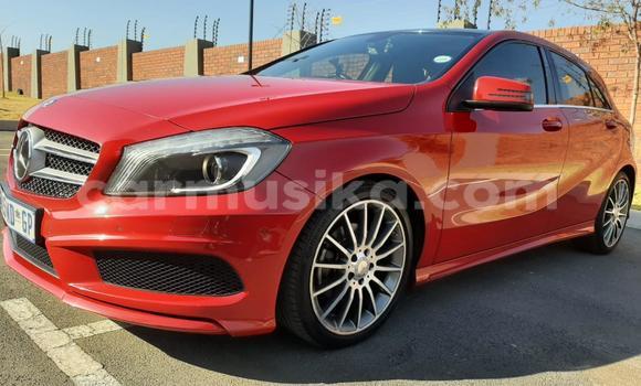 Acheter Occasion Voiture Mercedes‒Benz A–Class Rouge à Beitbridge, Matabeleland South