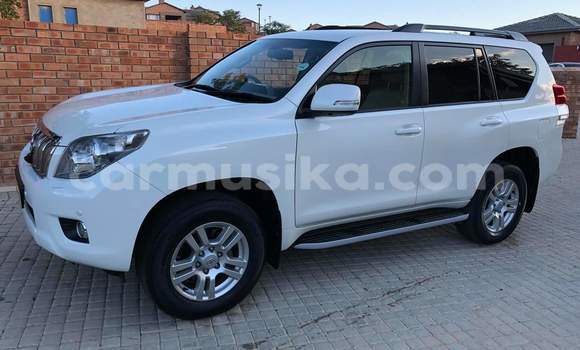 Acheter Occasion Voiture Toyota Land Cruiser Prado Blanc à Harare, Harare Acheter Occasion Voiture Toyota Land Cruiser Prado Blanc à Harare, Harare