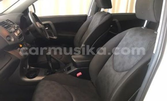 Tenga Tsaru Toyota RAV4 Chena Mota in Beitbridge in Matabeleland South Tenga Tsaru Toyota RAV4 Chena Mota in Beitbridge in Matabeleland South