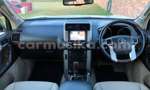 Acheter Occasion Voiture Toyota Land Cruiser Prado Blanc à Harare, Harare Acheter Occasion Voiture Toyota Land Cruiser Prado Blanc à Harare, Harare