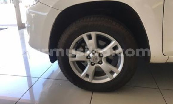 Tenga Tsaru Toyota RAV4 Chena Mota in Beitbridge in Matabeleland South Tenga Tsaru Toyota RAV4 Chena Mota in Beitbridge in Matabeleland South