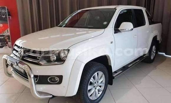 Buy Used Volkswagen Amarok White Car in Beitbridge in Matabeleland South Buy Used Volkswagen Amarok White Car in Beitbridge in Matabeleland South