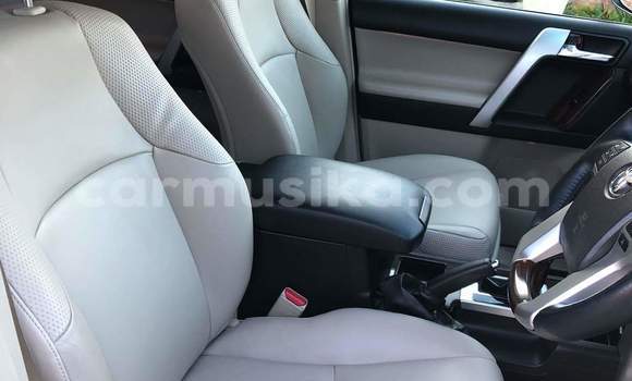 Acheter Occasion Voiture Toyota Land Cruiser Prado Blanc à Harare, Harare Acheter Occasion Voiture Toyota Land Cruiser Prado Blanc à Harare, Harare