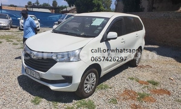 Tenga Tsaru Toyota Avanza Chena Mota in Beitbridge in Matabeleland South