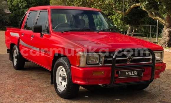 Acheter Occasion Voiture Toyota Hilux Rouge à Beitbridge, Matabeleland South Acheter Occasion Voiture Toyota Hilux Rouge à Beitbridge, Matabeleland South