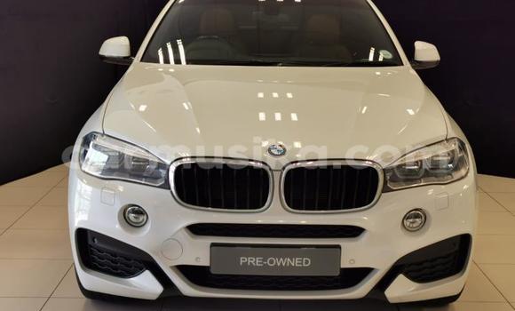 Nunua Ilio tumika BMW X6 Nyeupe Gari ndani ya Beitbridge nchini Matabeleland Kusini