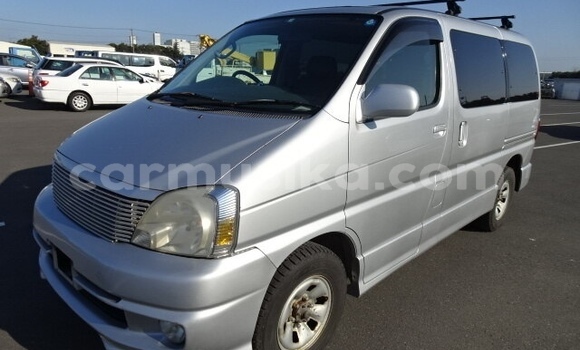 Acheter Occasion Voiture Toyota Regius Gris à Beitbridge, Matabeleland South Acheter Occasion Voiture Toyota Regius Gris à Beitbridge, Matabeleland South