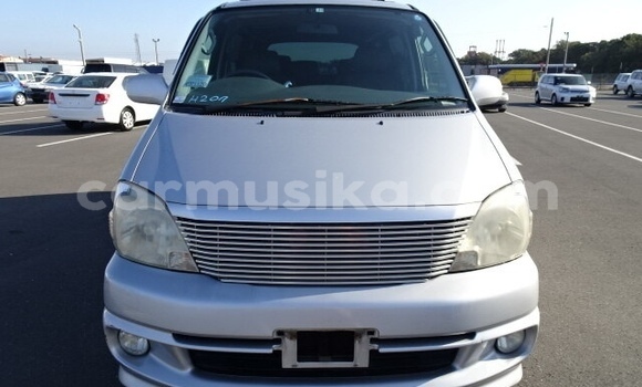 Acheter Occasion Voiture Toyota Regius Gris à Beitbridge, Matabeleland South Acheter Occasion Voiture Toyota Regius Gris à Beitbridge, Matabeleland South