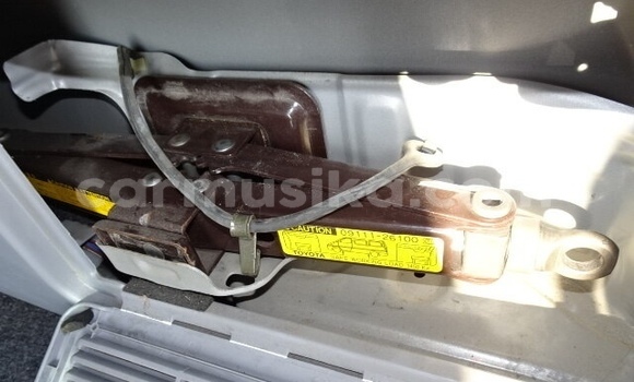 Acheter Occasion Voiture Toyota Regius Gris à Beitbridge, Matabeleland South Acheter Occasion Voiture Toyota Regius Gris à Beitbridge, Matabeleland South