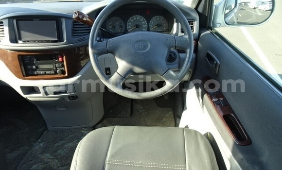 Acheter Occasion Voiture Toyota Regius Gris à Beitbridge, Matabeleland South Acheter Occasion Voiture Toyota Regius Gris à Beitbridge, Matabeleland South