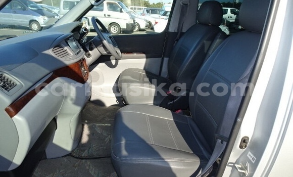 Acheter Occasion Voiture Toyota Regius Gris à Beitbridge, Matabeleland South Acheter Occasion Voiture Toyota Regius Gris à Beitbridge, Matabeleland South