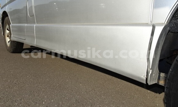 Acheter Occasion Voiture Toyota Regius Gris à Beitbridge, Matabeleland South Acheter Occasion Voiture Toyota Regius Gris à Beitbridge, Matabeleland South