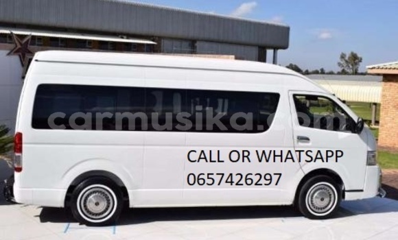 Buy Used Toyota Hiace White Car in Beitbridge in Matabeleland South Buy Used Toyota Hiace White Car in Beitbridge in Matabeleland South